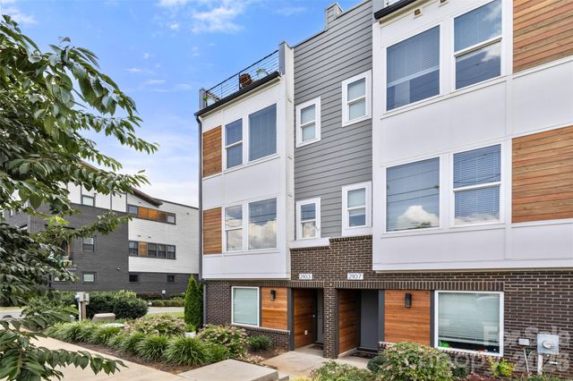 2103 Isom Street, Charlotte, NC 28208
