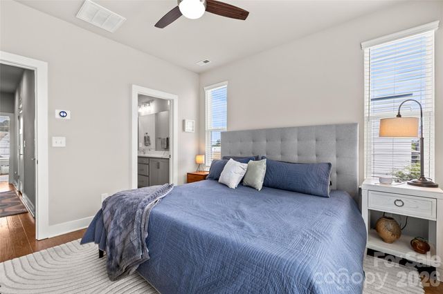 2103 Isom Street, Charlotte, NC 28208