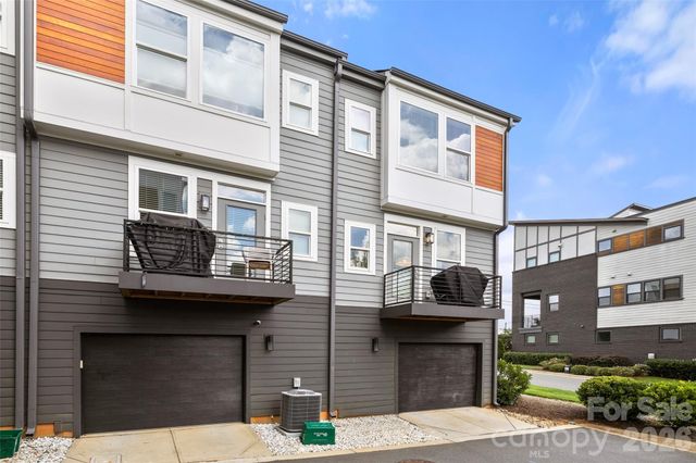 2103 Isom Street, Charlotte, NC 28208