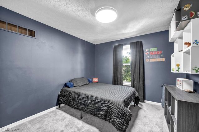 554 Hastings Court, Akron, OH 44319