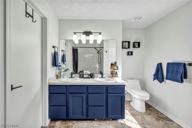554 Hastings Court, Akron, OH 44319