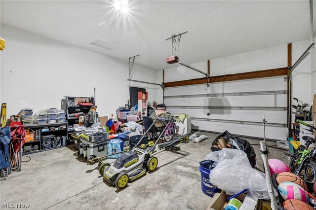 554 Hastings Court, Akron, OH 44319