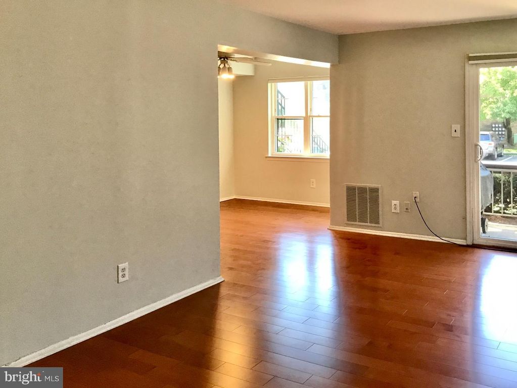 1212 COUNTRY MILL DR, EAST WINDSOR, NJ 08512 — photo 5