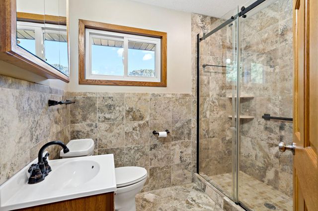 2069 N Ivy Street, North Saint Paul, MN 55109