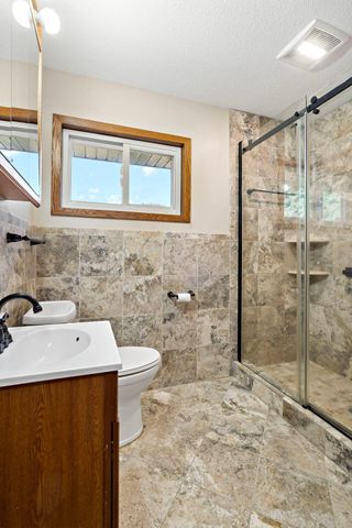 2069 N Ivy Street, North Saint Paul, MN 55109
