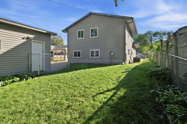 2069 N Ivy Street, North Saint Paul, MN 55109