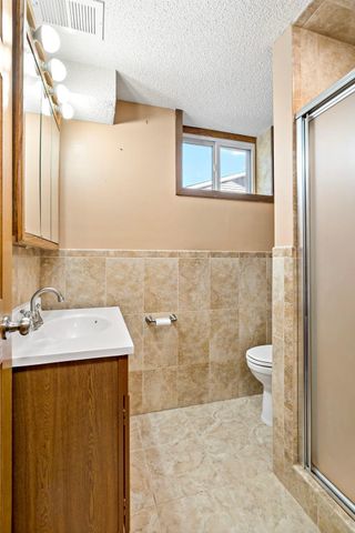 2069 N Ivy Street, North Saint Paul, MN 55109