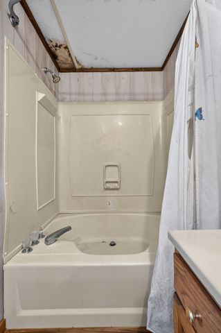 360 Floyd Dr, Smithville, TN 37166