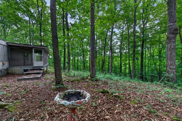 360 Floyd Dr, Smithville, TN 37166