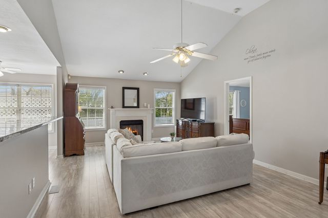 3011 Candlelite Dr, Spring Hill, TN 37174