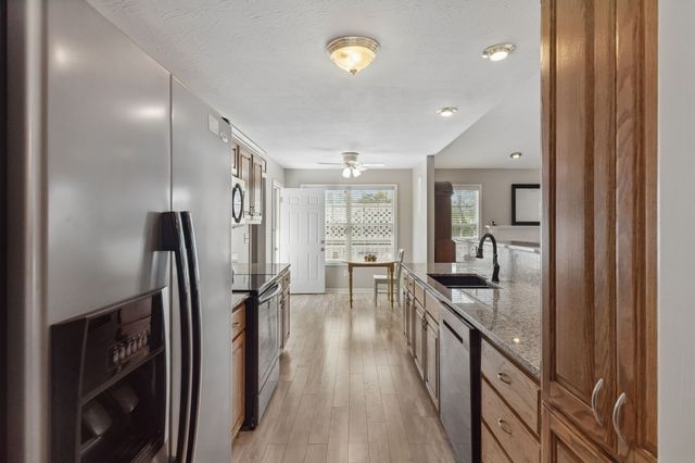 3011 Candlelite Dr, Spring Hill, TN 37174