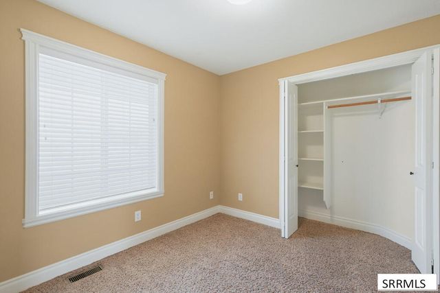 493 N 4th W, Rigby, ID 83422