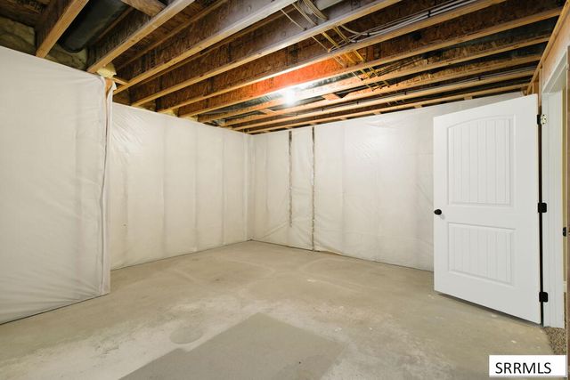 493 N 4th W, Rigby, ID 83422