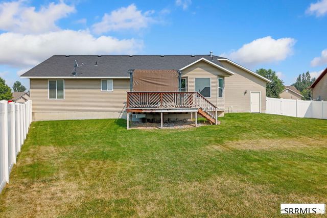 493 N 4th W, Rigby, ID 83422