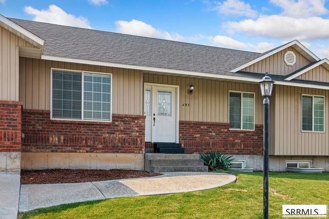 493 N 4th W, Rigby, ID 83422