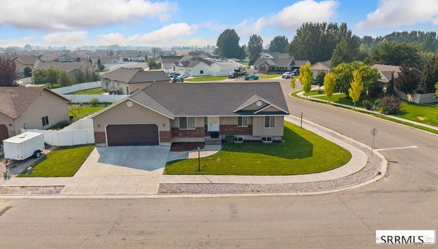 493 N 4th W, Rigby, ID 83422