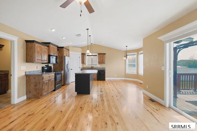 493 N 4th W, Rigby, ID 83422