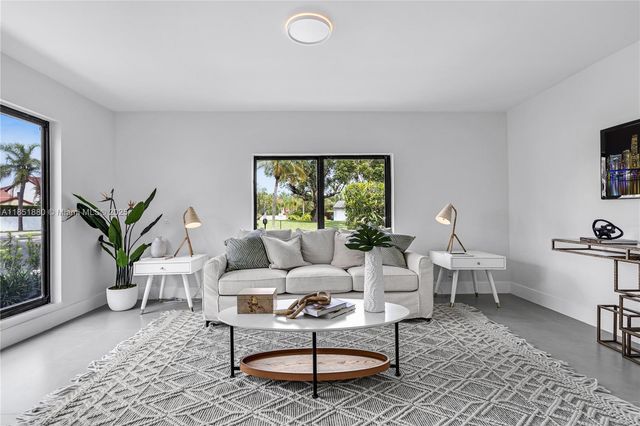 7106 SW 103rd Pl 0, Miami, FL 33173