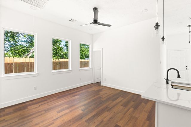 3940 Davenport Street A, Houston, TX 77051