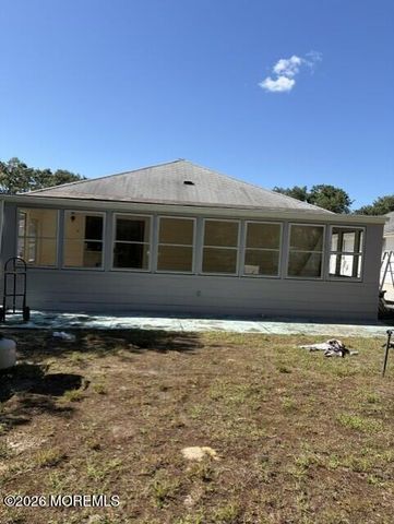 2173 Mount Hood Lane, Toms River, NJ 08753