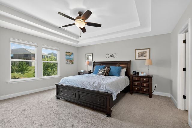 858 Lakerun Lane, Erlanger, KY 41018