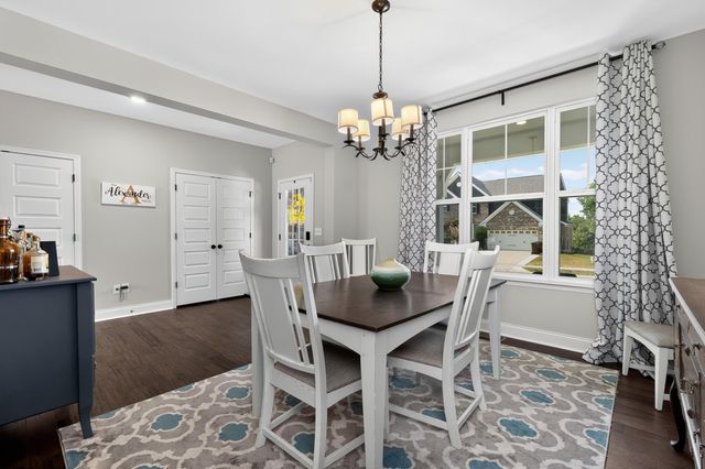 858 Lakerun Lane, Erlanger, KY 41018