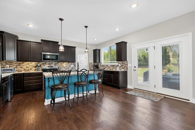 858 Lakerun Lane, Erlanger, KY 41018