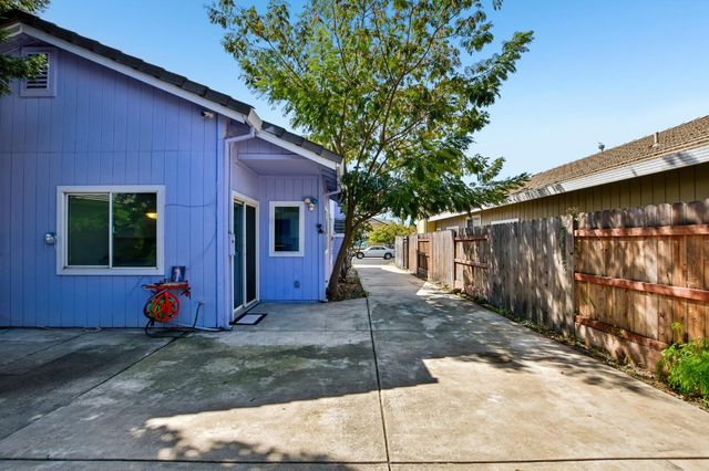 456 Parker Dr, Folsom, CA 95630