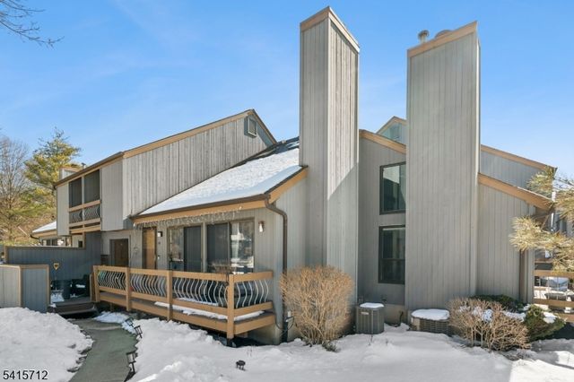 59 Sycamore Ct Ondo, Bernards Twp., NJ 07920