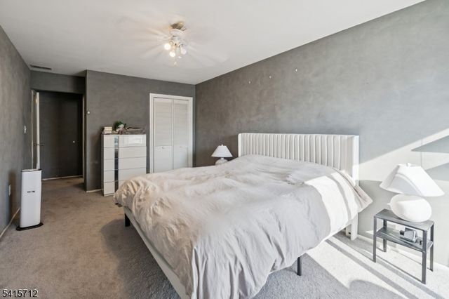 59 Sycamore Ct Ondo, Bernards Twp., NJ 07920