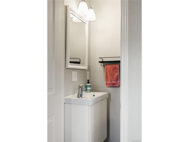 4746 Quitman St, Denver, CO 80212