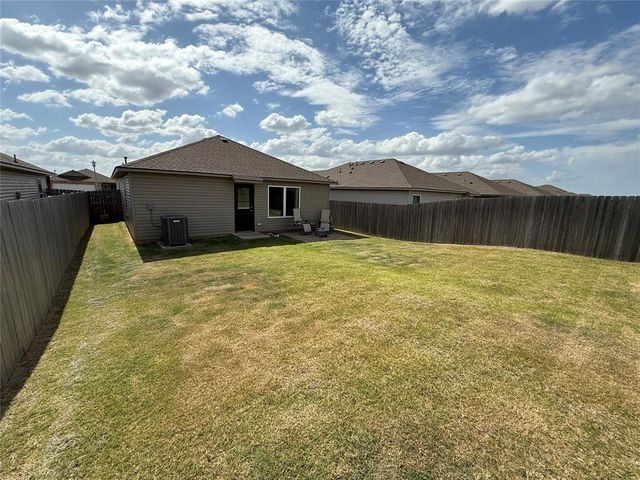 11700 Krew Way, Yukon, OK 73099