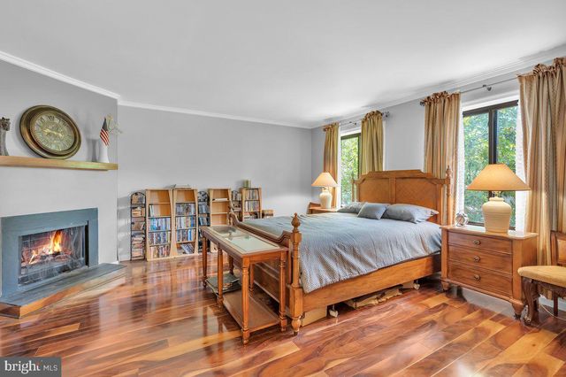 6569 SENATOR LN, Bensalem, PA 19020