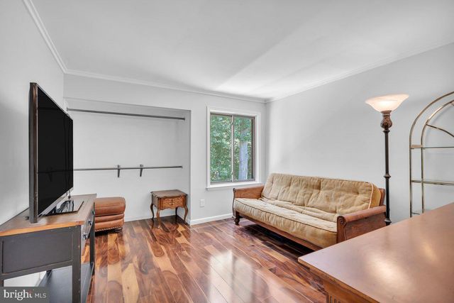 6569 SENATOR LN, Bensalem, PA 19020