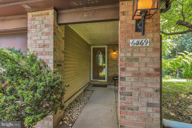 6569 SENATOR LN, Bensalem, PA 19020