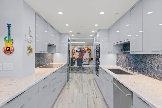 500 Ocean Drive E4c, North Palm Beach, FL 33408