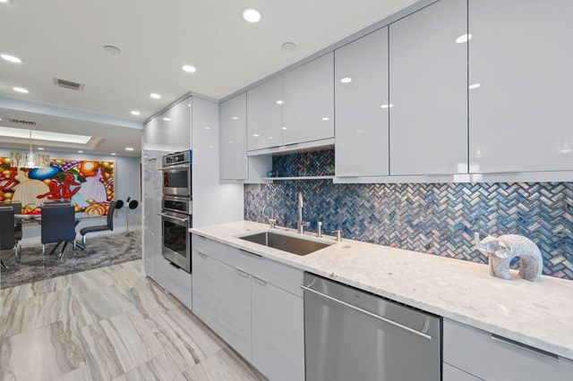 500 Ocean Drive E4c, North Palm Beach, FL 33408