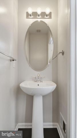 6839 WARFIELD ST, Glen Burnie, MD 21060