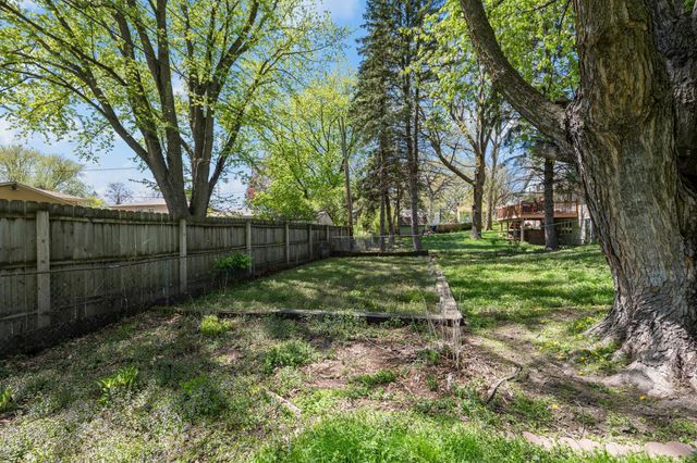2428 Beam Avenue, North Saint Paul, MN 55109