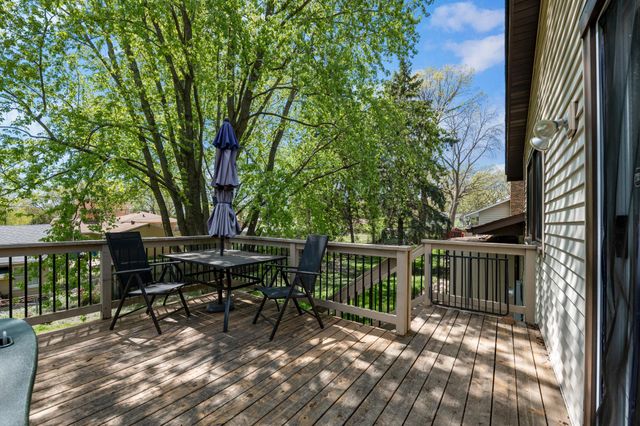 2428 Beam Avenue, North Saint Paul, MN 55109