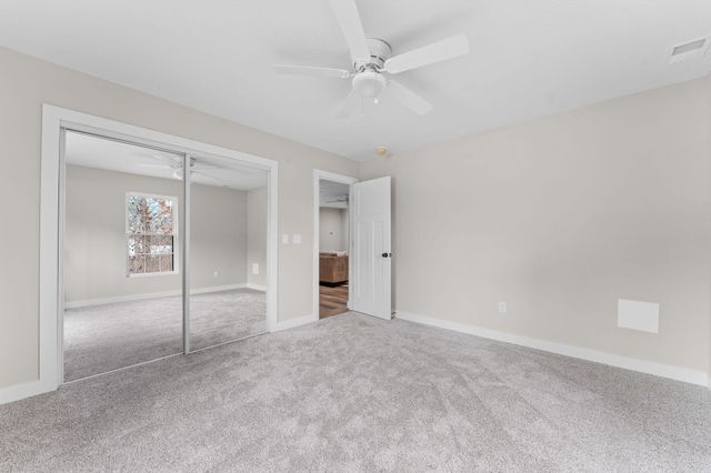 1143 Oakwood Drive, Hollister, MO 65672