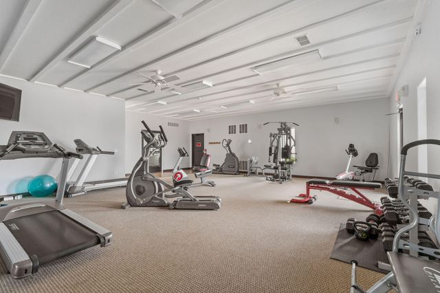 1143 Oakwood Drive, Hollister, MO 65672