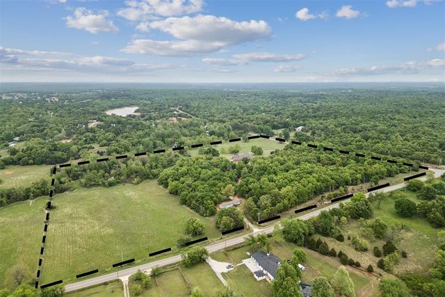 10221 S Triple X Road, Choctaw, OK 73020