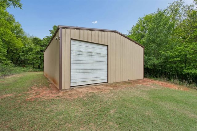 10221 S Triple X Road, Choctaw, OK 73020