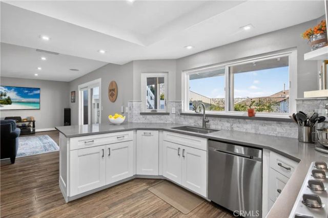 731 S Ridgeview, Anaheim Hills, CA 92807