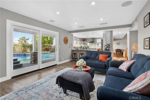 731 S Ridgeview, Anaheim Hills, CA 92807