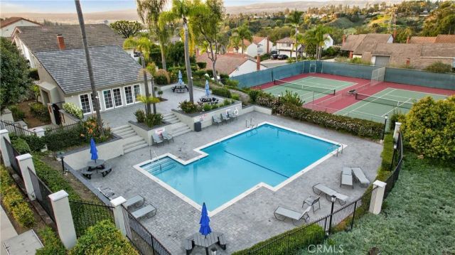 731 S Ridgeview, Anaheim Hills, CA 92807