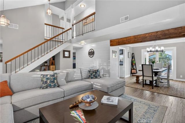 731 S Ridgeview, Anaheim Hills, CA 92807