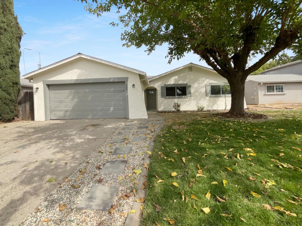 509 Brookwood Rd, Roseville, CA 95678