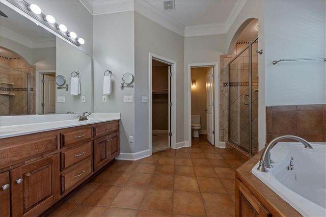 21301 Noble Street, Spring Hill, KS 66083